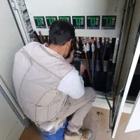 اجرا برق صنعتی تابلو،درایو،دژنکتور،مدار فرمانups