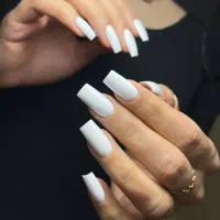 آموزش کاشت ناخن