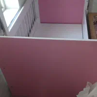 تخت نوزادی سالم