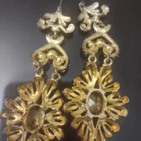 گوشواره نگین دار