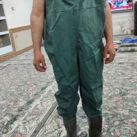 لباس ماهیگیری با چکمه