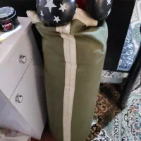 کیسه بکس و یک جفت دستکش چرمی