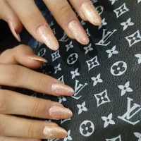 کاشت ناخن|خدمات آرایشگری و زیبایی|رباطکریم, نصیرشهر|دیوار