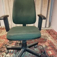 صندلی گردان اداری