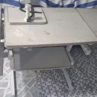 میز تحریر،مطالعه،کامپیوتر
