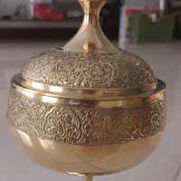 قندان برنجی هندی پایه دار|صنایع دستی و سایر لوازم تزئینی|تهران, سازمان برنامه جنوبی|دیوار