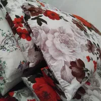 بالش پر|رختخواب، بالش، پتو|پرهسر, |دیوار