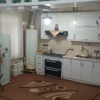 سوییت بزرگ و بالکن دار|اجارهٔ کوتاه‌مدت آپارتمان و سوئیت|کاشان, باغچه فیض|دیوار