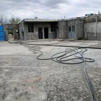 فروش چهار دیواری ۱۰۰۰ متری با برق سه فاز و گاز