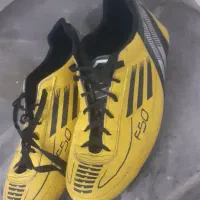 کفش فوتبالی