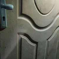 در ضد سرقت و اتاق خواب