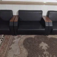 مبل و میز و صندلی تک تک هم به فروش می‌رود