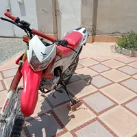 موتور تریل۲۰۰پرواز