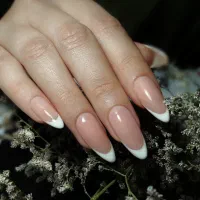 کاشت ناخن با بهترین متریال|خدمات زیبایی و سلامت|شیراز, تندگویان|دیوار