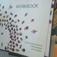 ضایعات کارتن کتاب دفتر