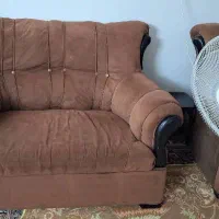مبل دست دوم|مبلمان خانگی و میز عسلی|اصفهان, سرشبادران|دیوار