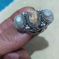 انگشتر عتیقه سه نگین باباقوری اصل نقره قدیمی