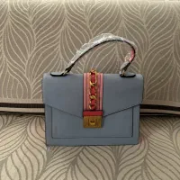 کیف دستی زنانه برند آلدو
