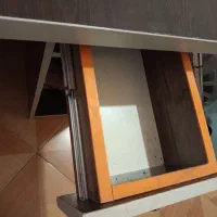 میز کامپیوتر بزرگ