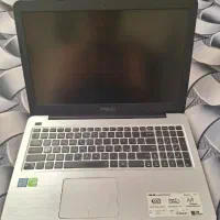 لب تا ب K556U