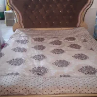 تخت سالم وشیک