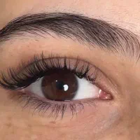 اکستنشن مژه فقط ۴۰۰هزار تومان