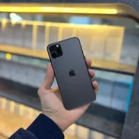 آیفون 11promax حافظه ۲۵۶ با لوازم