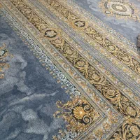 یک جفت فرش ۷۰۰ شانه