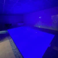 استخر دوخواب نزدیک ساحل