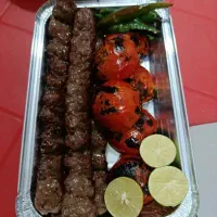 کترینگ و تهیه غذا