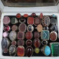 مجموعه 200 انگشتر و مُهر عتیقه خطی