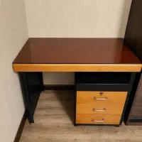 میز تحریر ساده به همراه فایل سه کشو