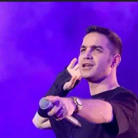 کنسرت محسن یگانه شنبه ساعت ۱۸