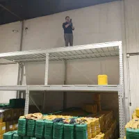 قَفَسِه فلِزیِ صفحهِ تُرک پایه ویتّرین دِکورراکِ|فروشگاه و مغازه|نیشابور, دارایی|دیوار