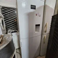 یخچال فریزر در حد نو