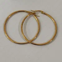 گوشواره|بدلیجات|دوگنبدان, |دیوار