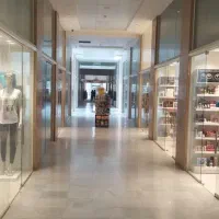 مغازه-همکف-با-دو-ورودی-فعال-در-پاساژ-الماس-فاز-8