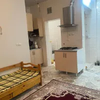 ۴۵متری طبقه اول نزدیک مترو