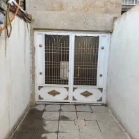 فروش یک‌ خانه ویلایی‌ دو‌واحدی