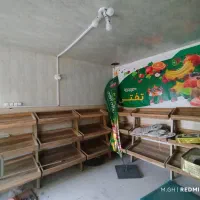 تخت وترازو میوه فروشی|فروشگاه و مغازه|صومعهسرا, |دیوار