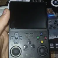 کنسول r36s همراه با گلس و جعبه