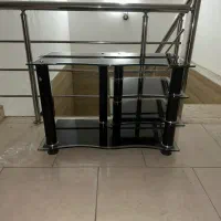 فروش میز تلویزیون فروش فوری به علت مهاجرت|میز تلویزیون|رشت, گلسار|دیوار