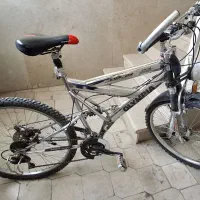 دوچرخه|دوچرخه، اسکیت، اسکوتر|شیراز, مبعث|دیوار