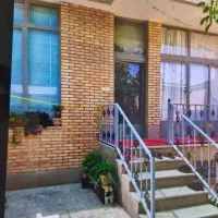 ۱۱۰متر ویلایی/۲خ/ خ پروین/درب حیاط ماشین رو فوری|فروش خانه و ویلا|اصفهان, فجر|دیوار