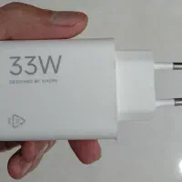 کلگی شارژر 33 وات شیائومی فابریک رو گوشی