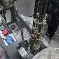 دیوار چینی سیمانکاری و موزائیک