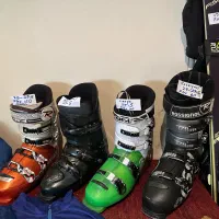 چوب اسکی کفش بوت اسکی هلمت کاپشن شلوار کت اسکی