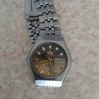 ساعت قدیمی اتوماتیک