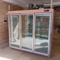 یخچال سه درب تمام شیشه ۶ طبقه ویترینی