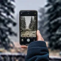 فیلمبردار با آیفون